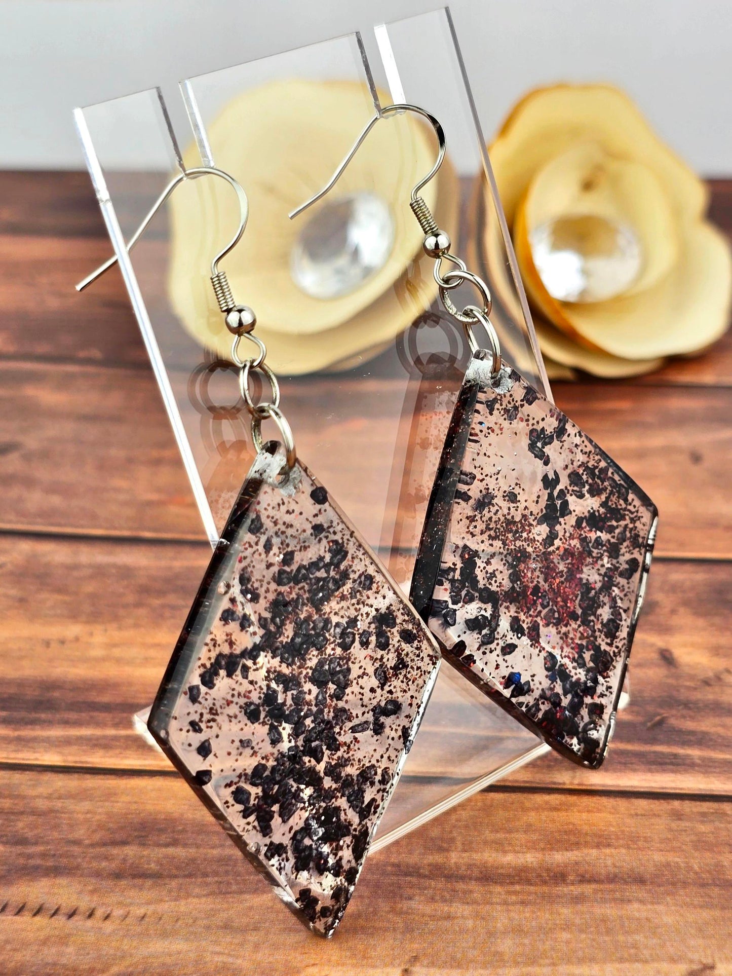 Black Sprakly Diamond Shaped Hook Earrings