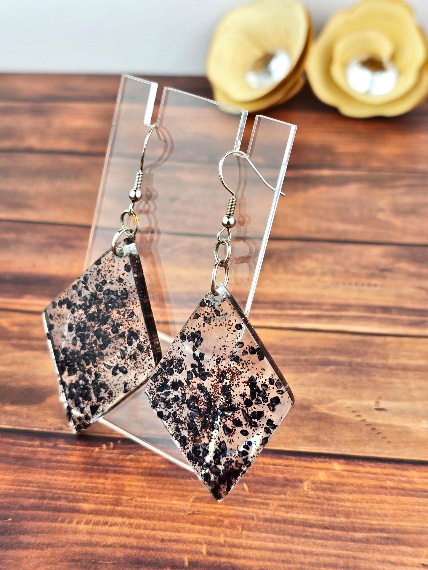 Black Sprakly Diamond Shaped Hook Earrings