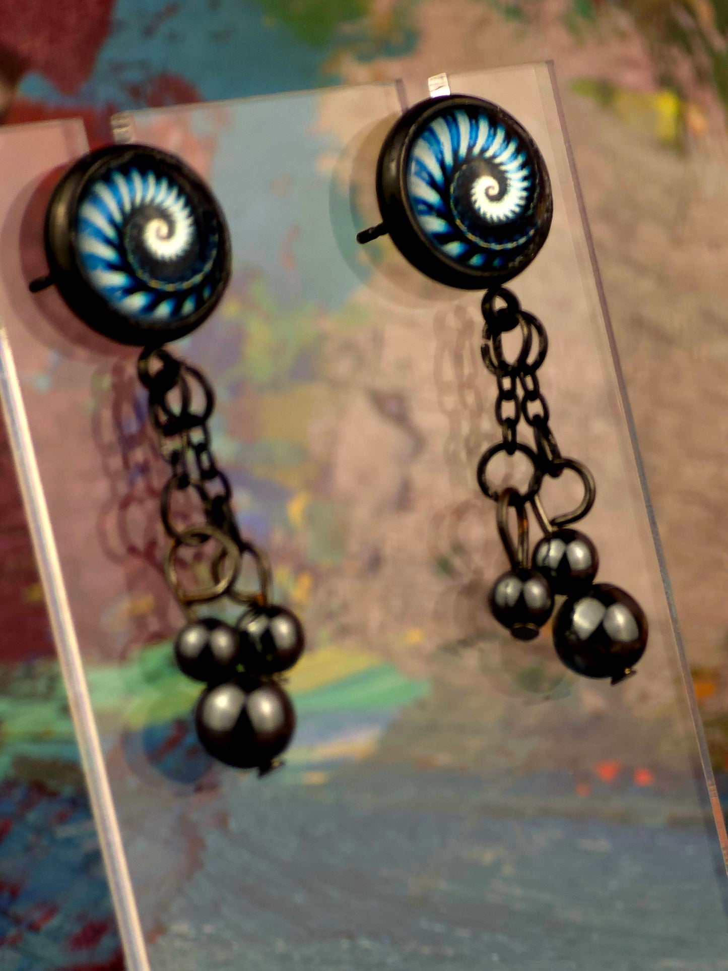 Swirl Bezel Post Stud Earring