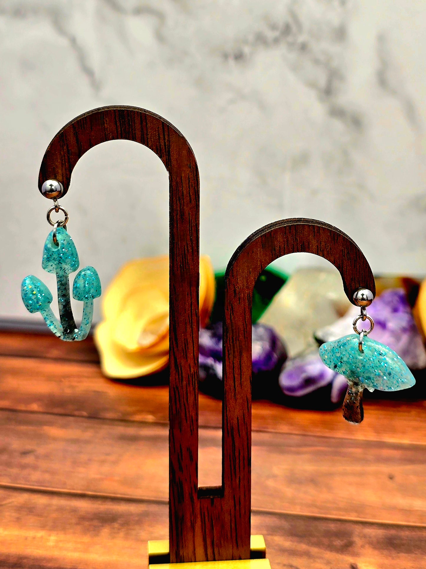 Mismatch Mushroom Ball Post Earrings