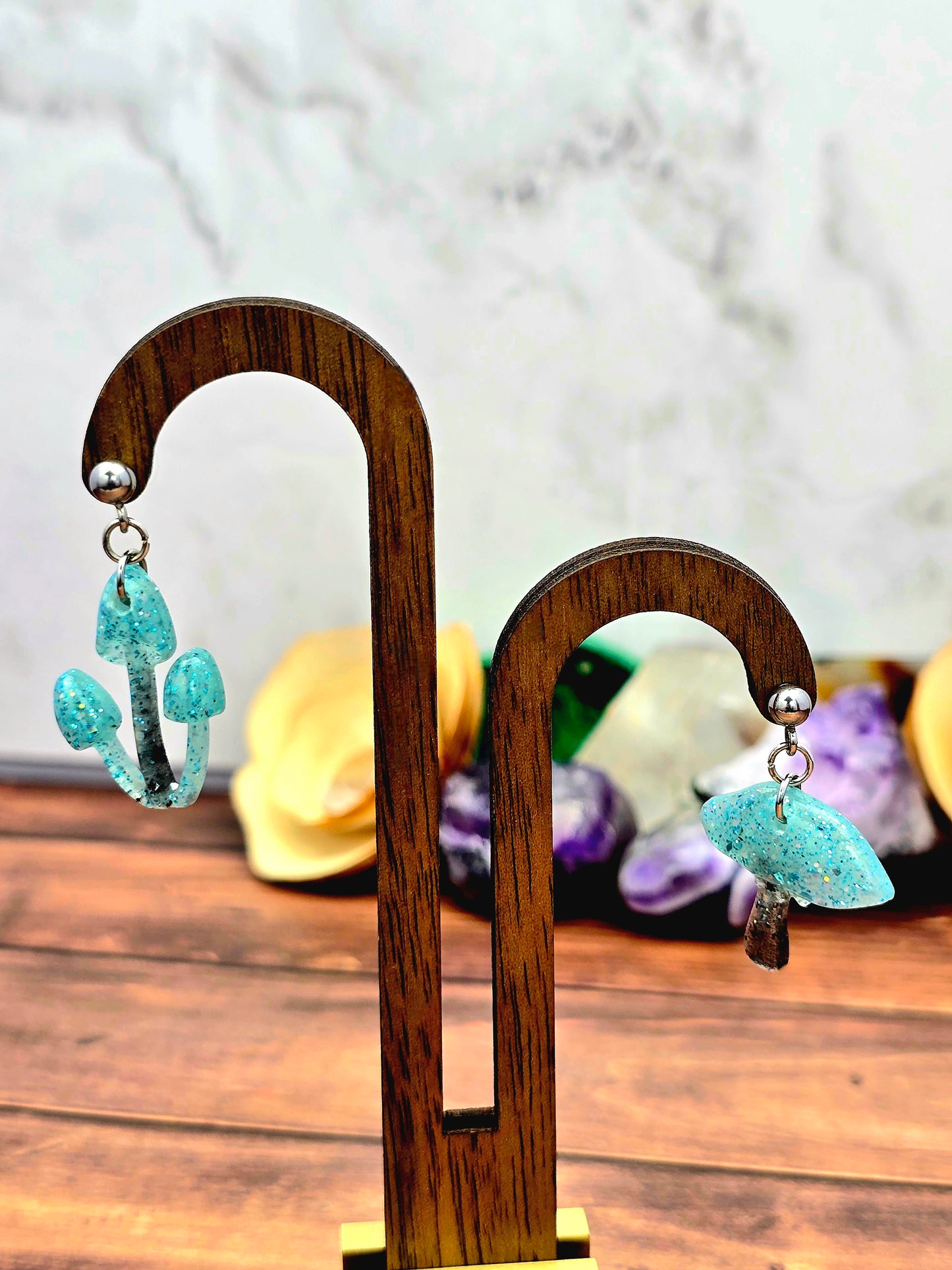 Mismatch Mushroom Ball Post Earrings