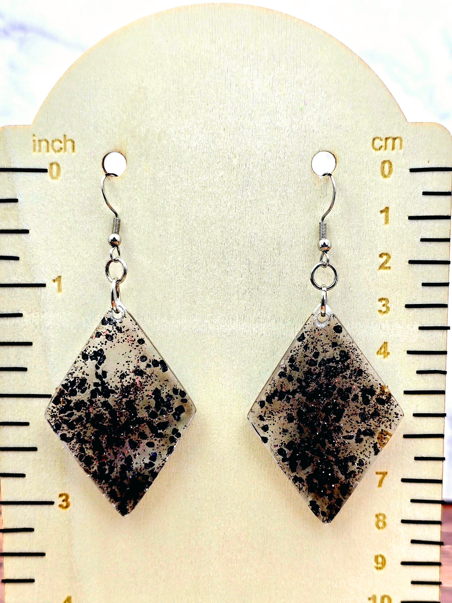 Black Sprakly Diamond Shaped Hook Earrings